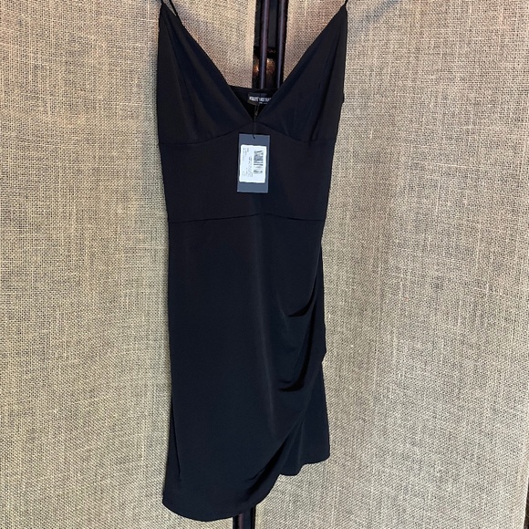 NWT! First Distraction plunge ruched mini dress black 6 dance party holiday - Picture 8 of 9